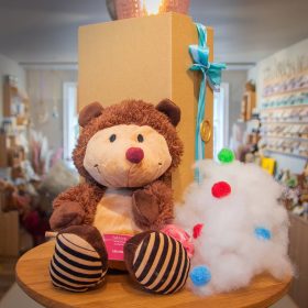 Produktbild: „Pieks“ Teddybär-Bastelset mit Lolli